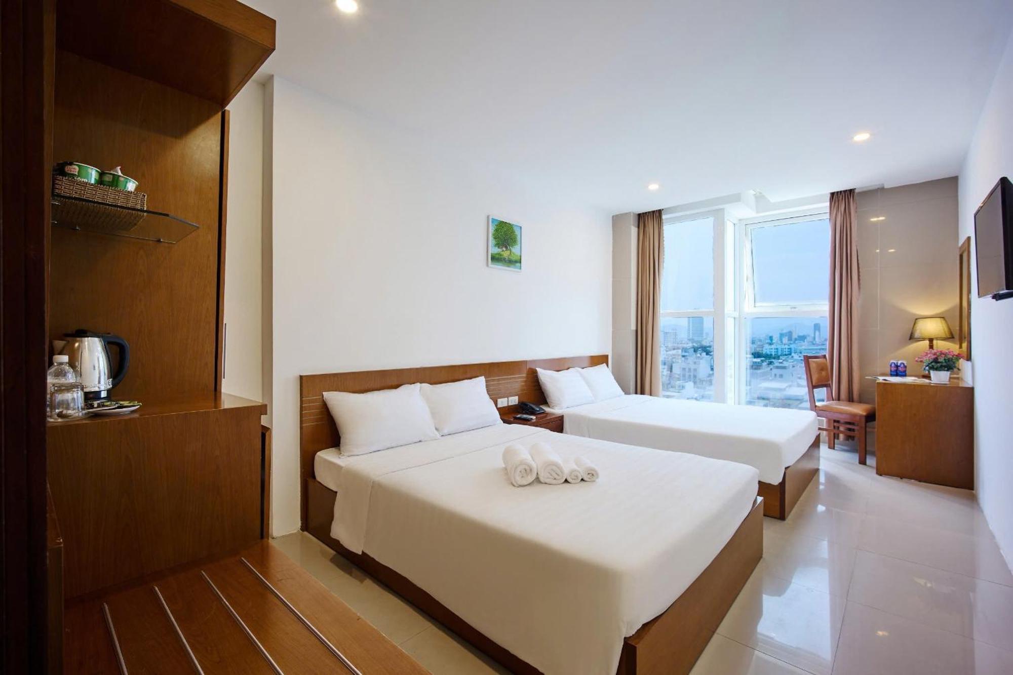 Golden Light Hotel